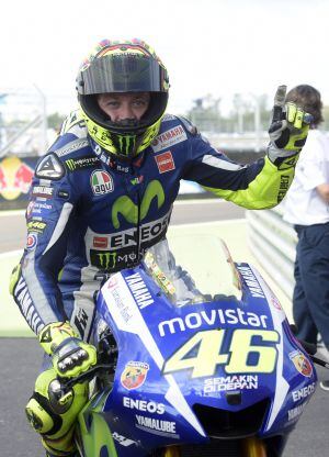 Rossi celebra su victoria en Argentina.