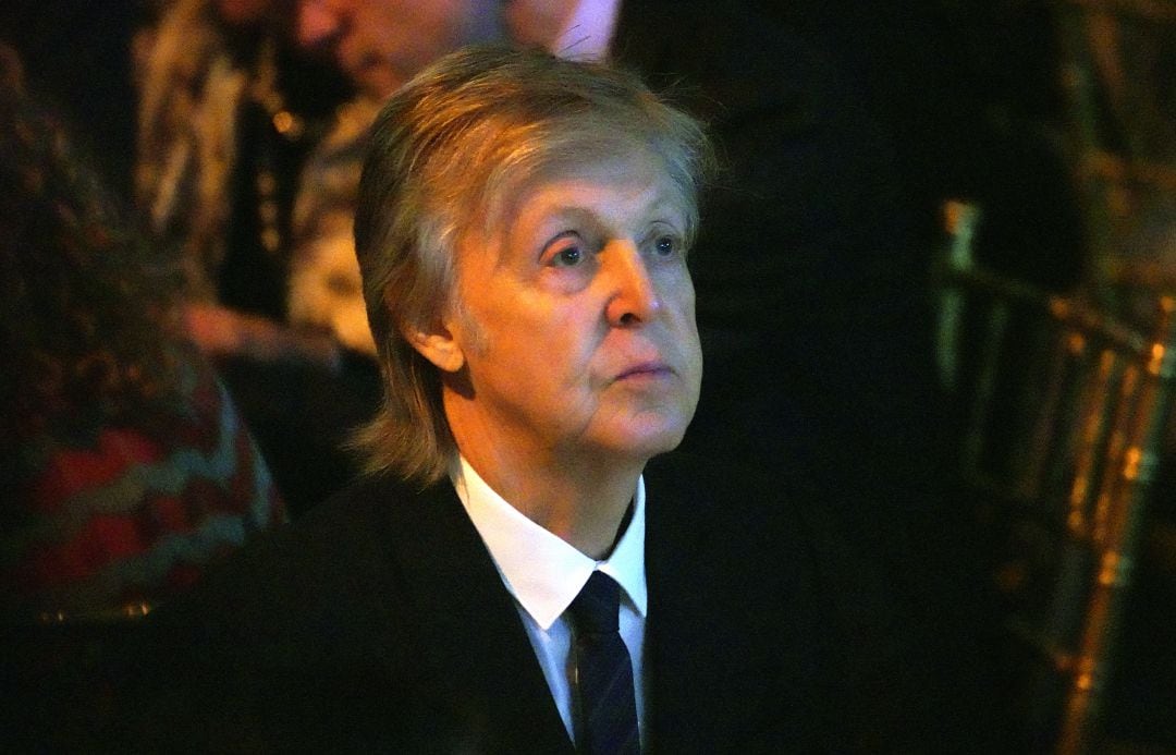 Paul McCartney, bajista y cantante de The Beatles.