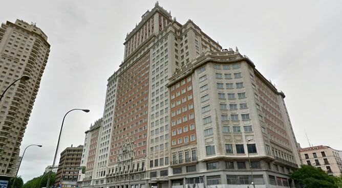 El Edificio España es uno de los rascacielos más emblemáticos de Madrid