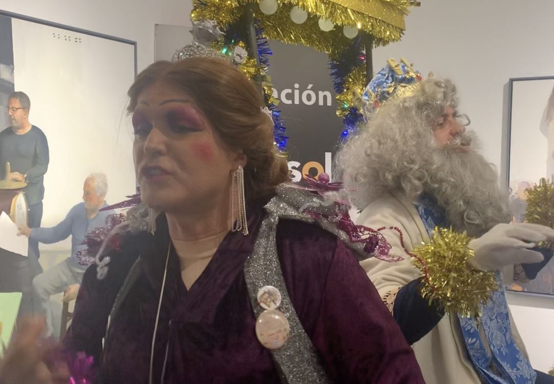 A Belén Pastori representan a Alejandro Sanz y Niña Pastori, vestidos de Rey Melchor y Estrella de Oriente