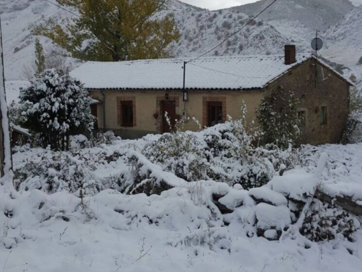 Las primeras nieves traen el invierno al norte de la provincia