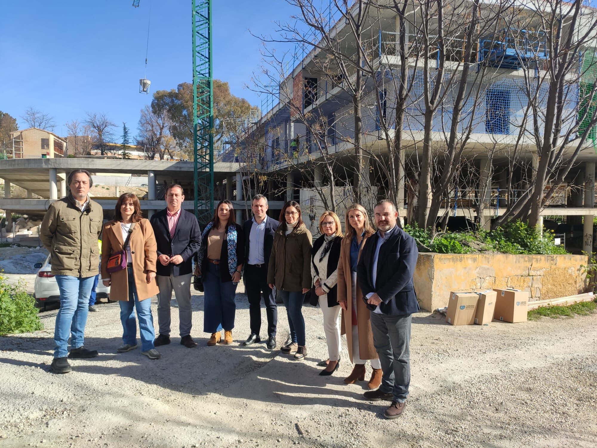 Concejales del PSOE de Jaén capital, ante las obras del nuevo Centro de Salud &#039;Alameda&#039;, estando justo debajo las dos plantas destinadas inicialmente a aparcamiento