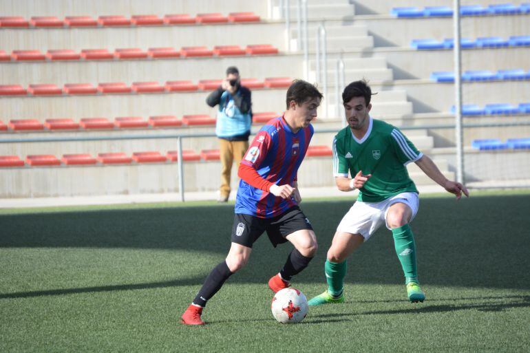 Al Eldense le costó acertar de cara al marco contrario