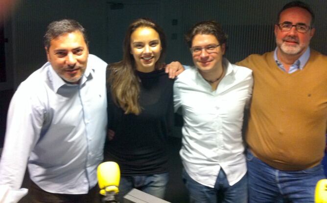 Chenoa con Alberto Granados, Fernando Berlín y Pablo Battle