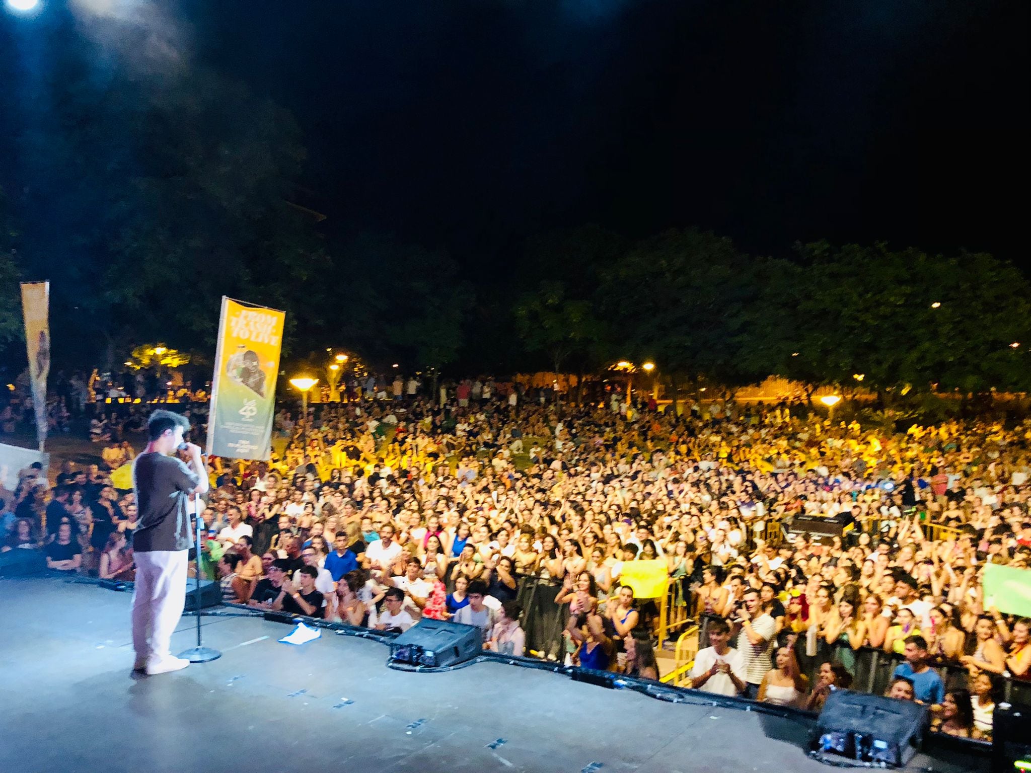 El público respondió con creces para disfrutar del concierto