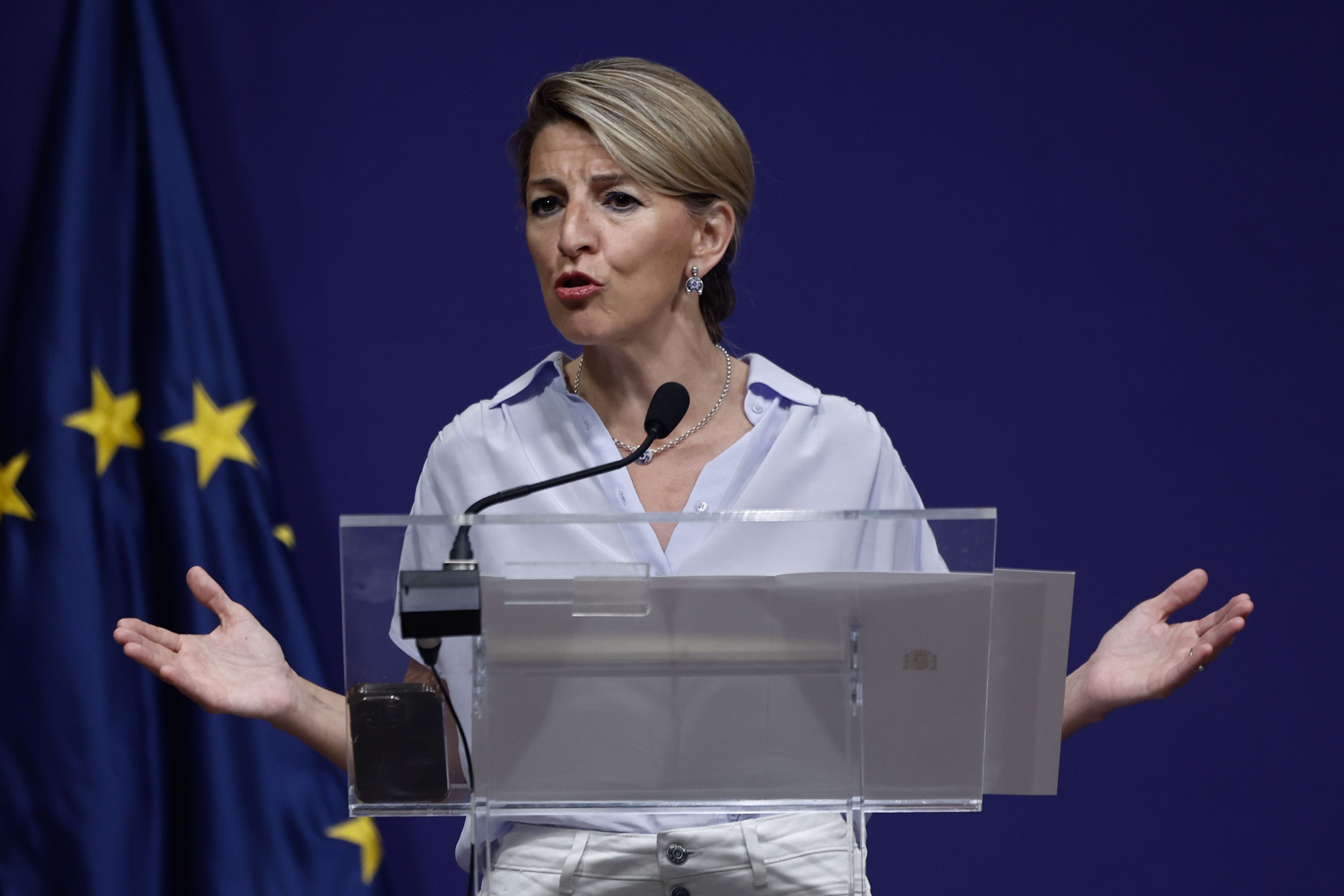 La vicepresidenta segunda del Gobierno y líder de Sumar dentro del Ejecutivo, Yolanda Díaz. EFE/Sergio Pérez