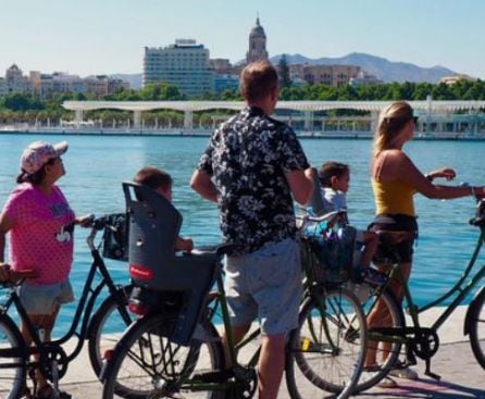 Paseo en bici por Málaga.