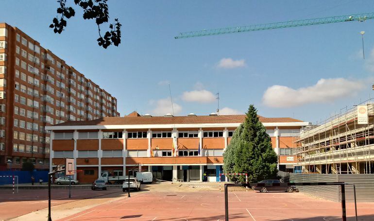 El colegio Antonio Machado no estará listo para recibir alumnos tras su ampliación hasta el curso 2019-2020