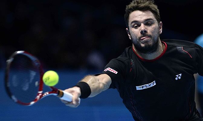 Wawrinka devuelve una bola