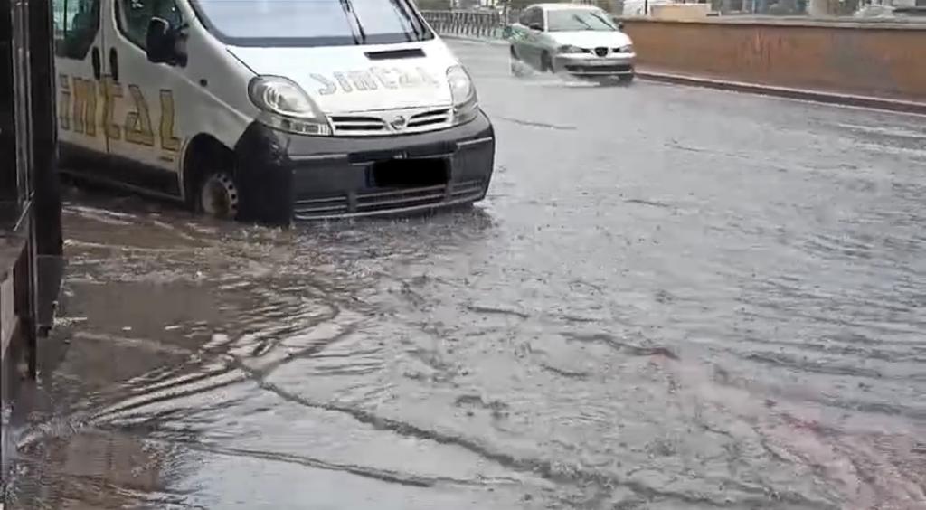 Avenida Pio XII de Talavera. Foto sobre las 2 de la tarde del jueves, 19 de octubre.