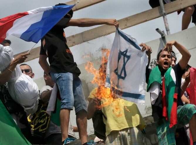 Fotografía de los disturbios en la manifestación por el conflicto de Gaza celebrada en París.