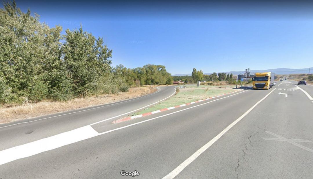 Confluencia de las carreteras CL-605 y CL-607