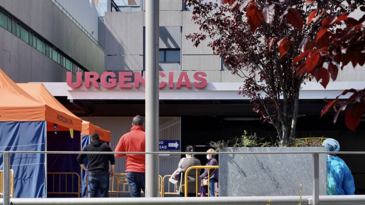 El doble de hospitalizados en planta y el triple en UCI durante el último mes