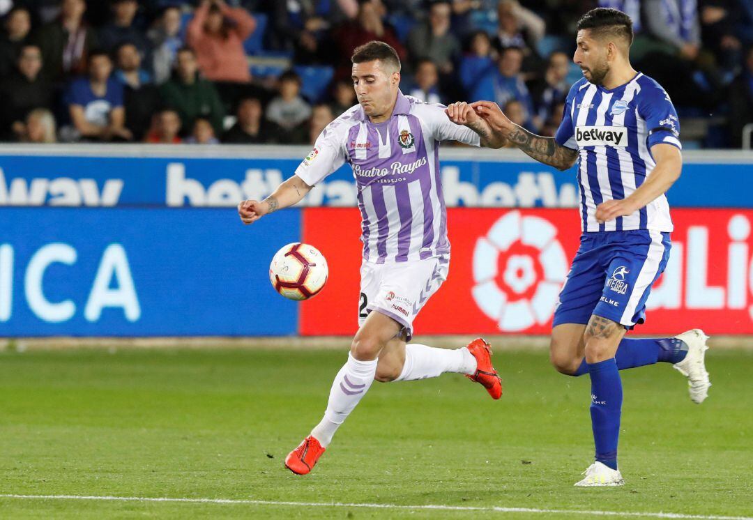 Alavés y Valladolid empatan a dos.