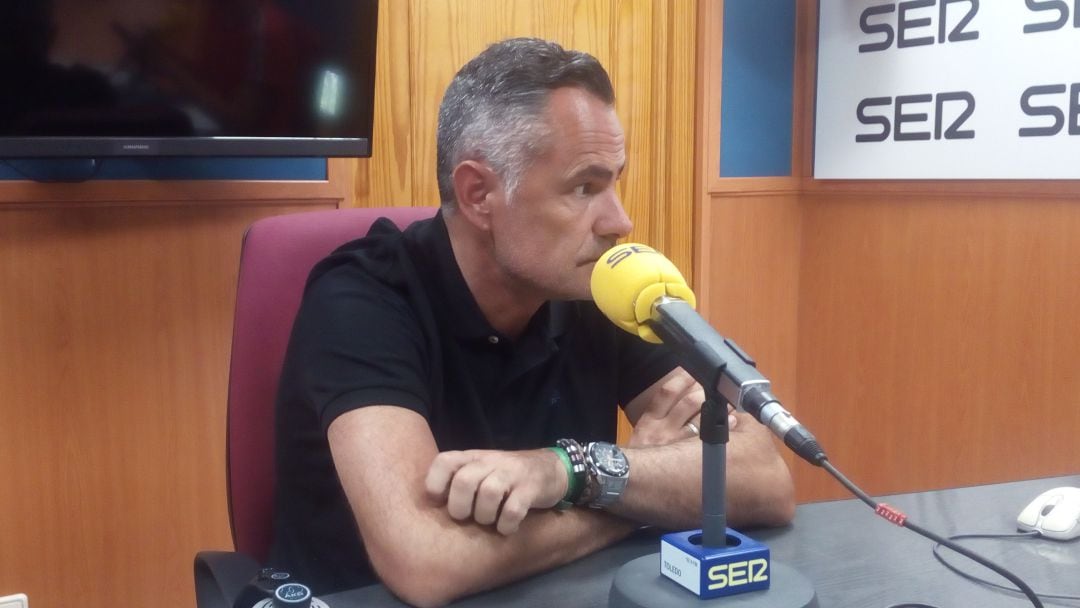 Manu Calleja en los estudios de la SER