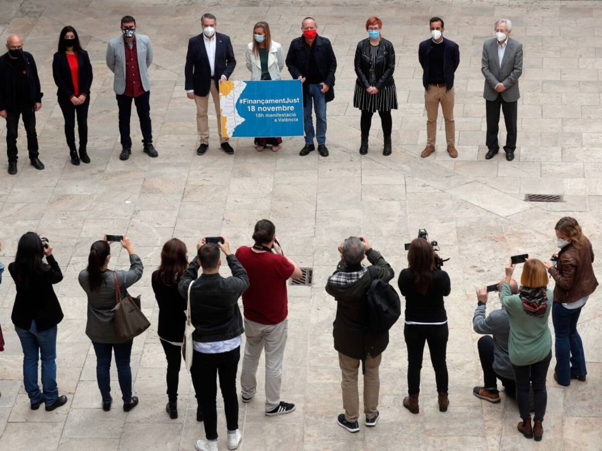 La "Plataforma per un finaçament just" volverá a la calle el 18 de noviembre