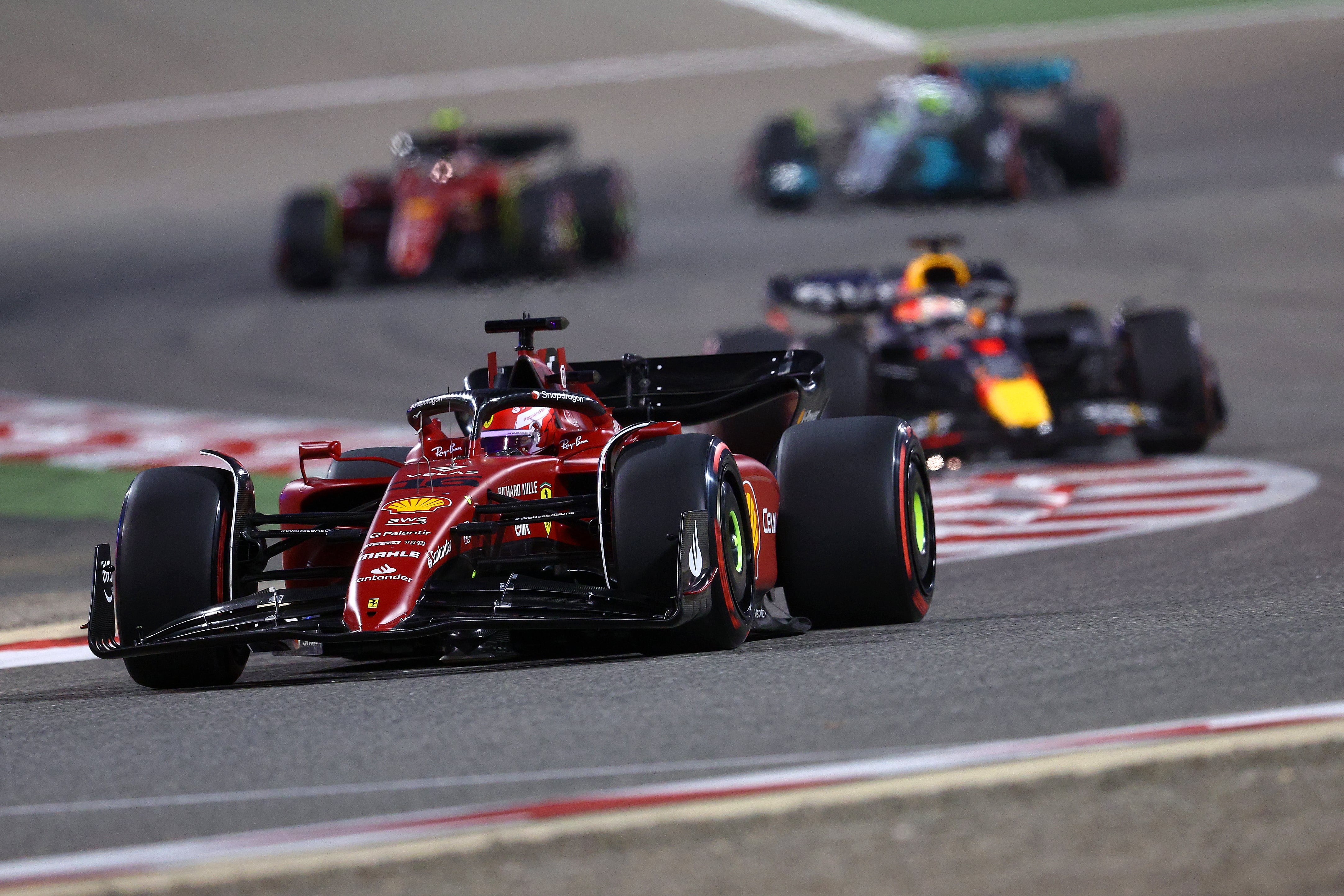 Charles Leclerc y Max Verstappen