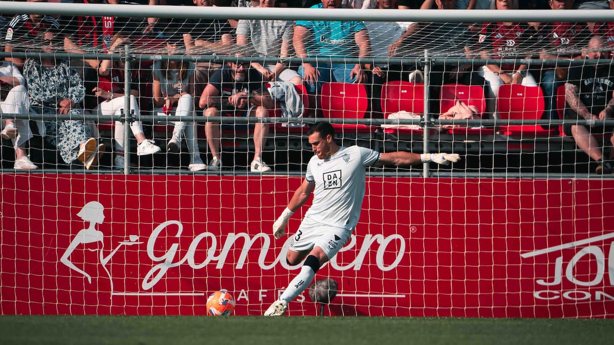 La defensa del Almería está de moda