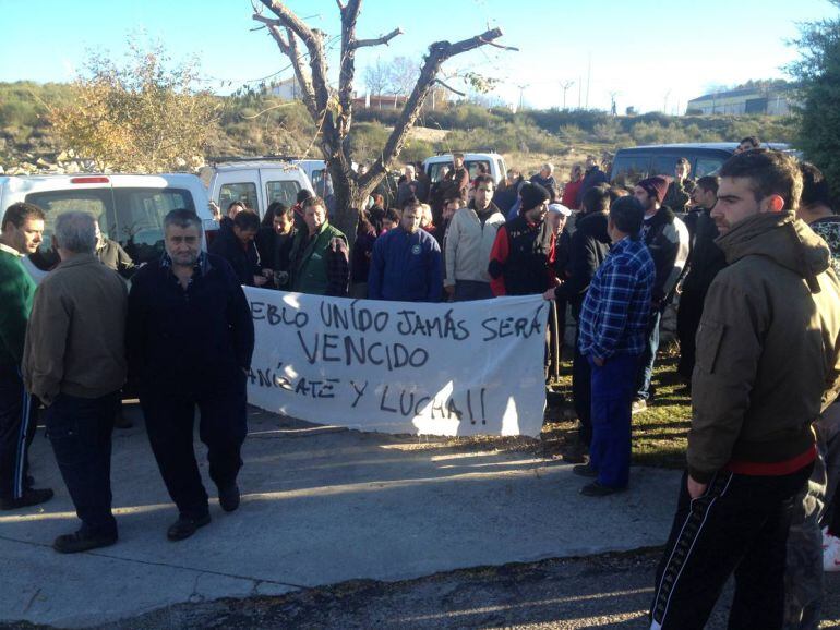 Manifestación reivindicando las tierras comunales en Piornal.