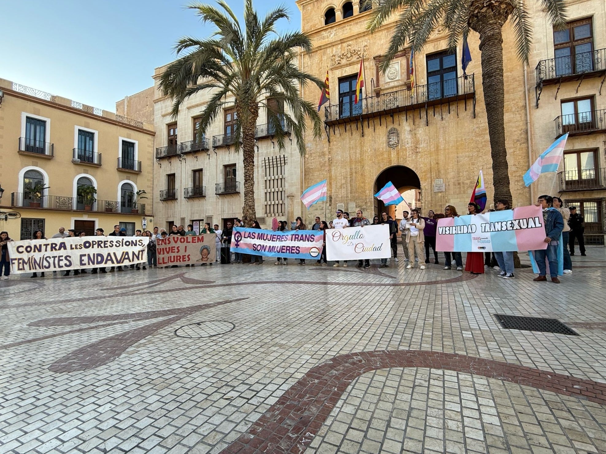 Protesta por la visibilidad trans en Elche