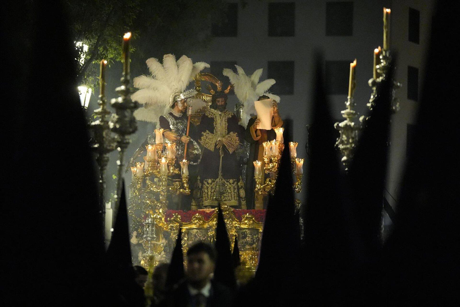 El Señor de la Sentencia, de la hermandad de la Macarena, en la Madrugada del Viernes Santo de 2025.