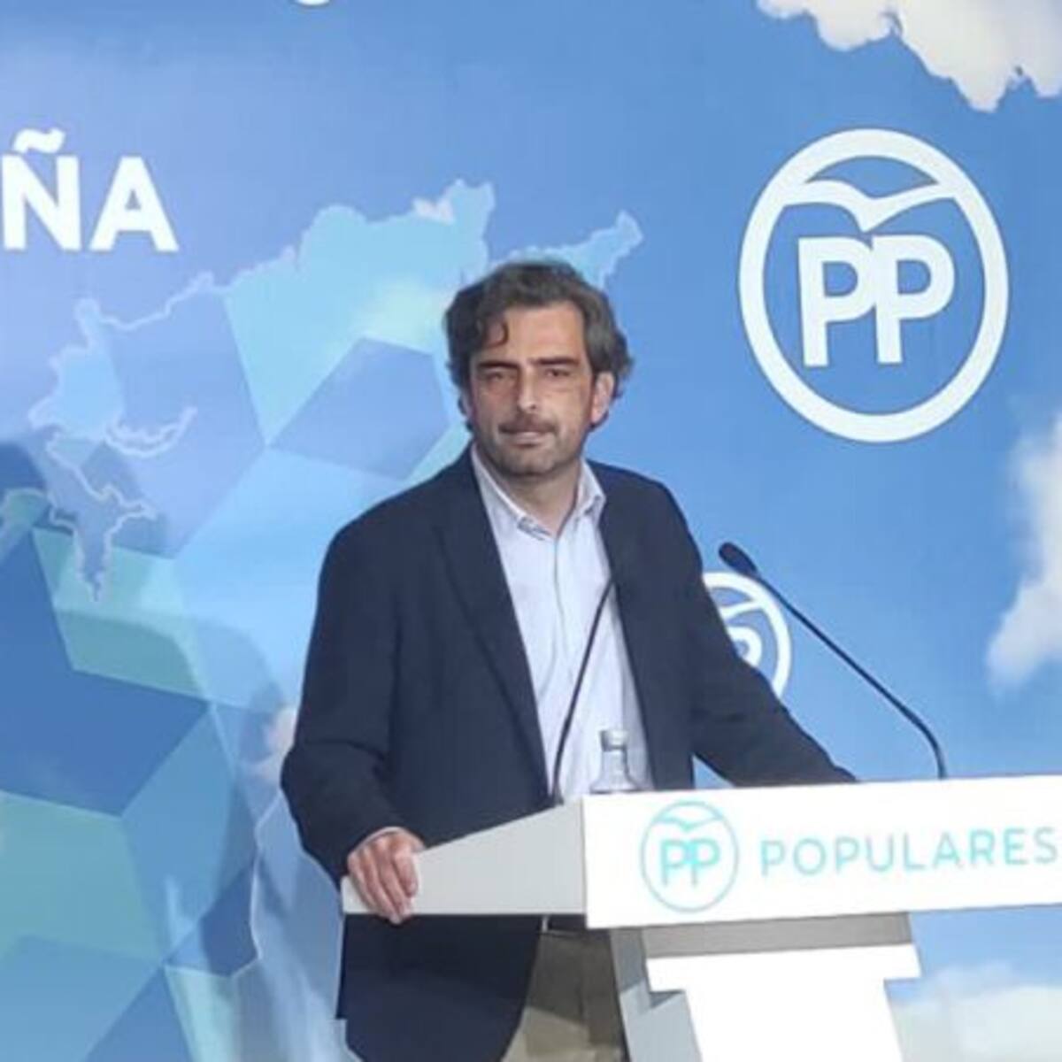 Diego Calvo sobre las conversaciones sobre la sucesión de Feijóo: "Había que ir poñendo na mesa os diferentes métodos para chegar a unha solución"