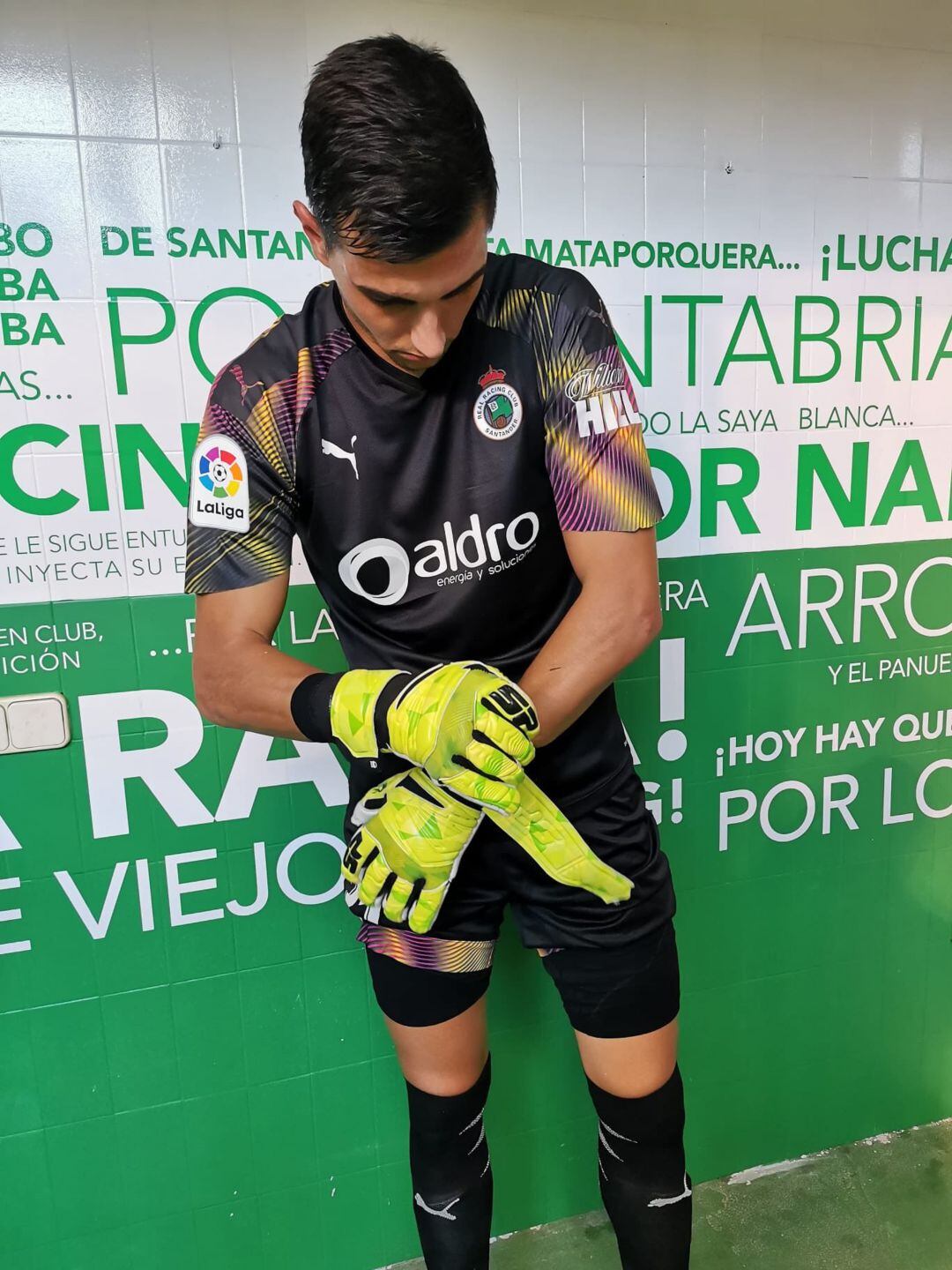 Lucas Díaz se prepara en el último partido del Racing en 2ª División