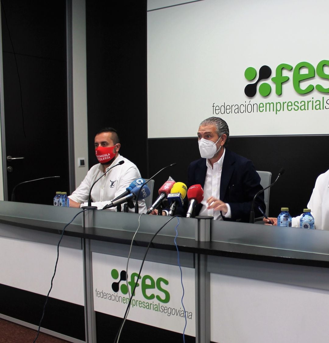 Jesús Castellanos, presidente HOTUSE, y Andrés Ortega, presidente FES