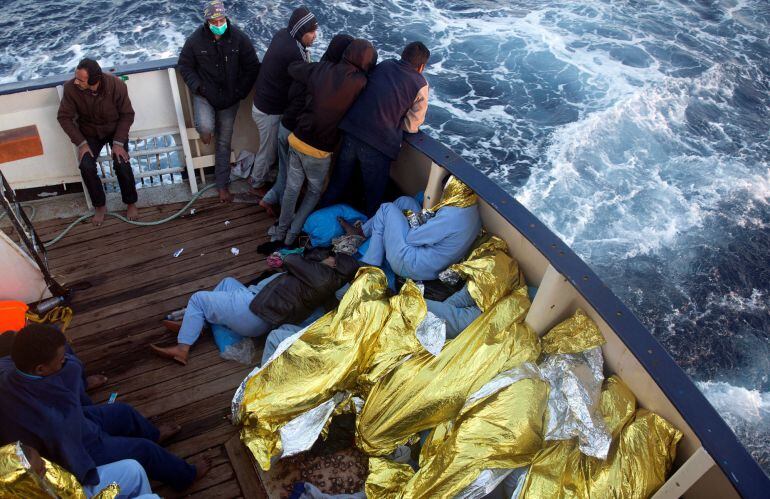 Cerca de 3.000 inmigrantes rescatados en la costa italiana este fin de semana