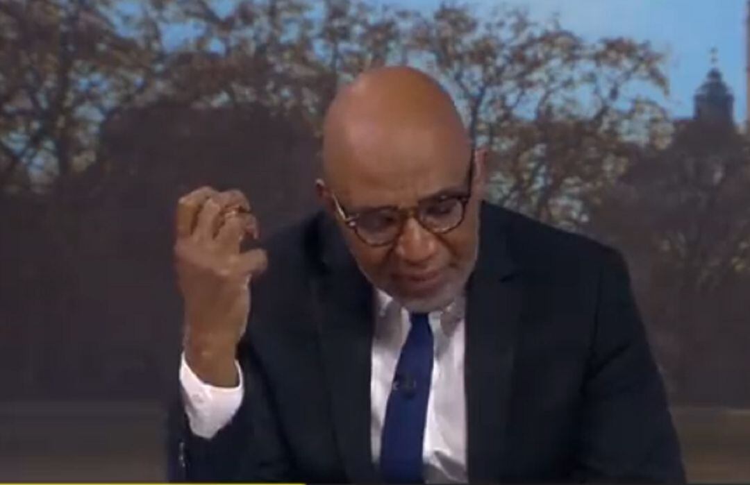 Trevor Phillips en una entrevista a un cargo del Partido Conservador en Sky News.