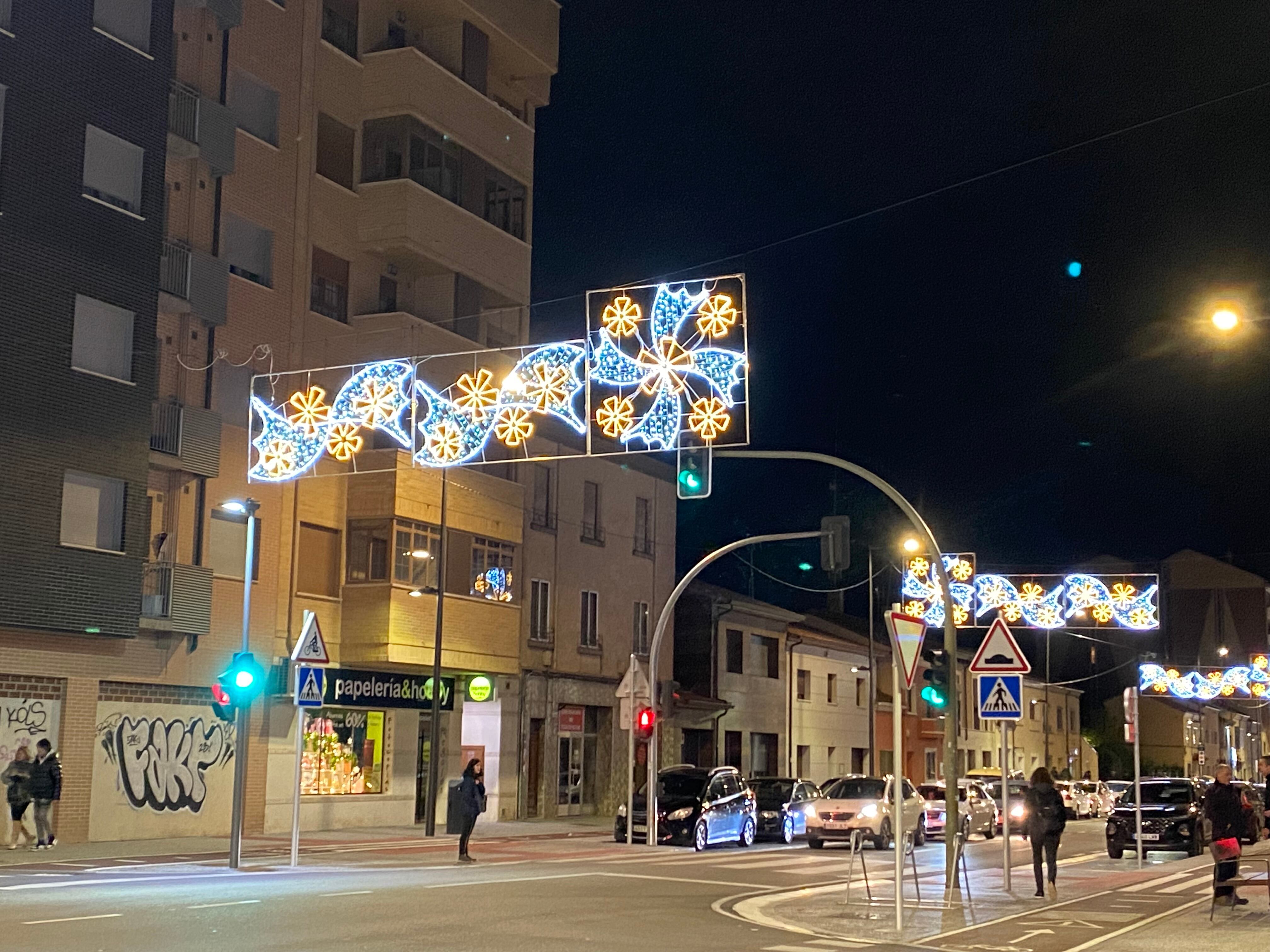 Iluminación en la Avenida Castilla