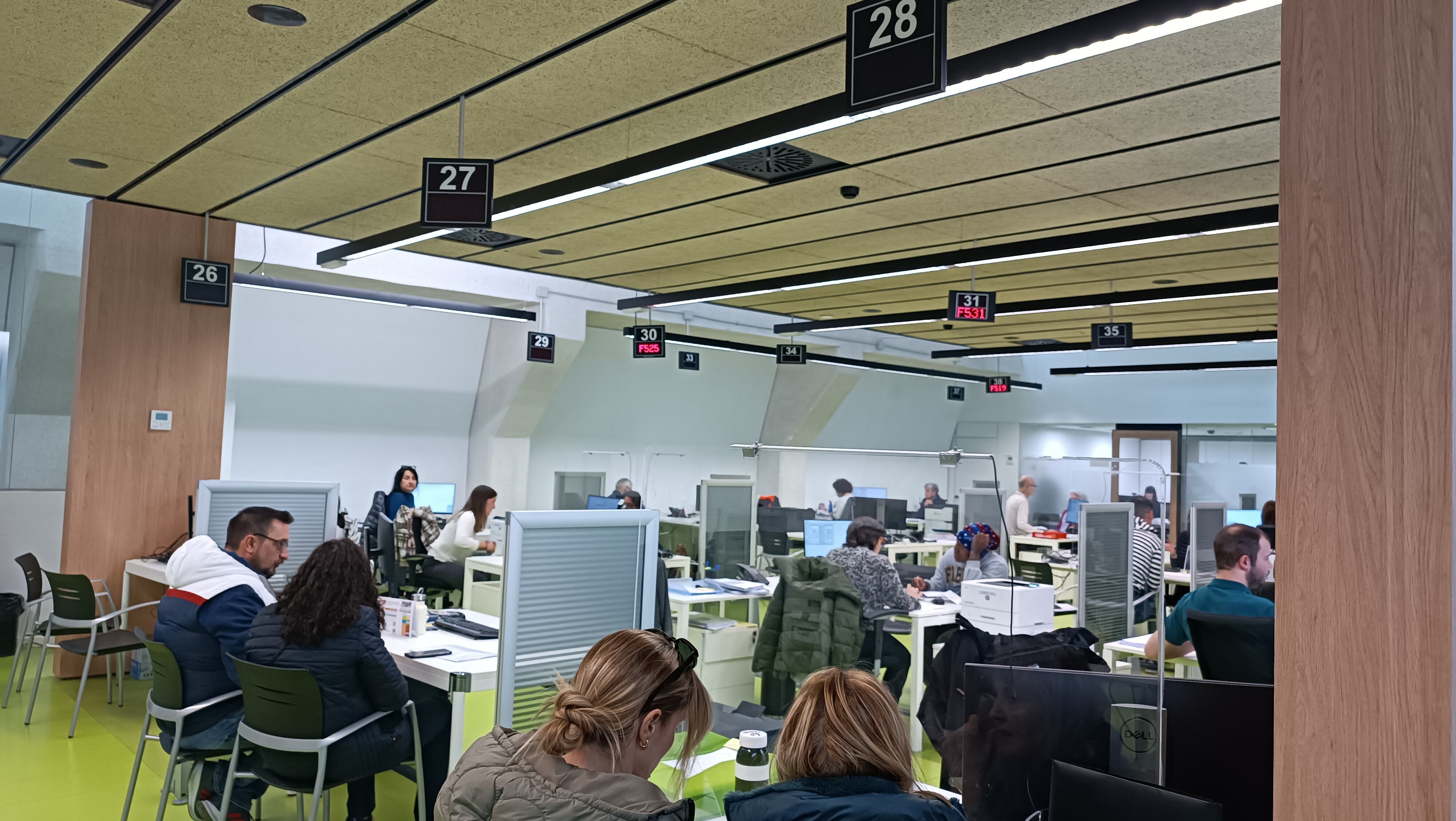 Oficinas de Hacienda en Pamplona para realizar la declaración de la renta.