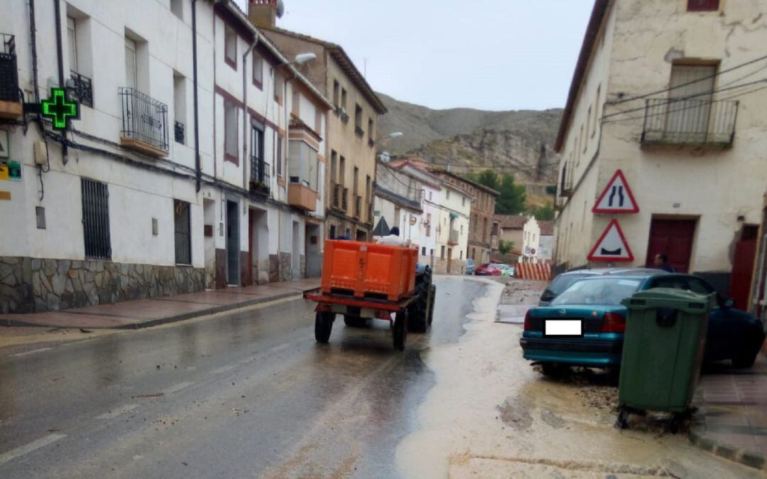 Calle de Maluenda después de la tromba de agua 