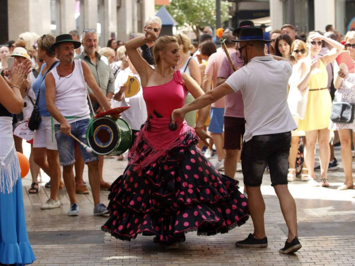 Bendodo pide a los alcaldes no autorizar este verano ferias y romerías