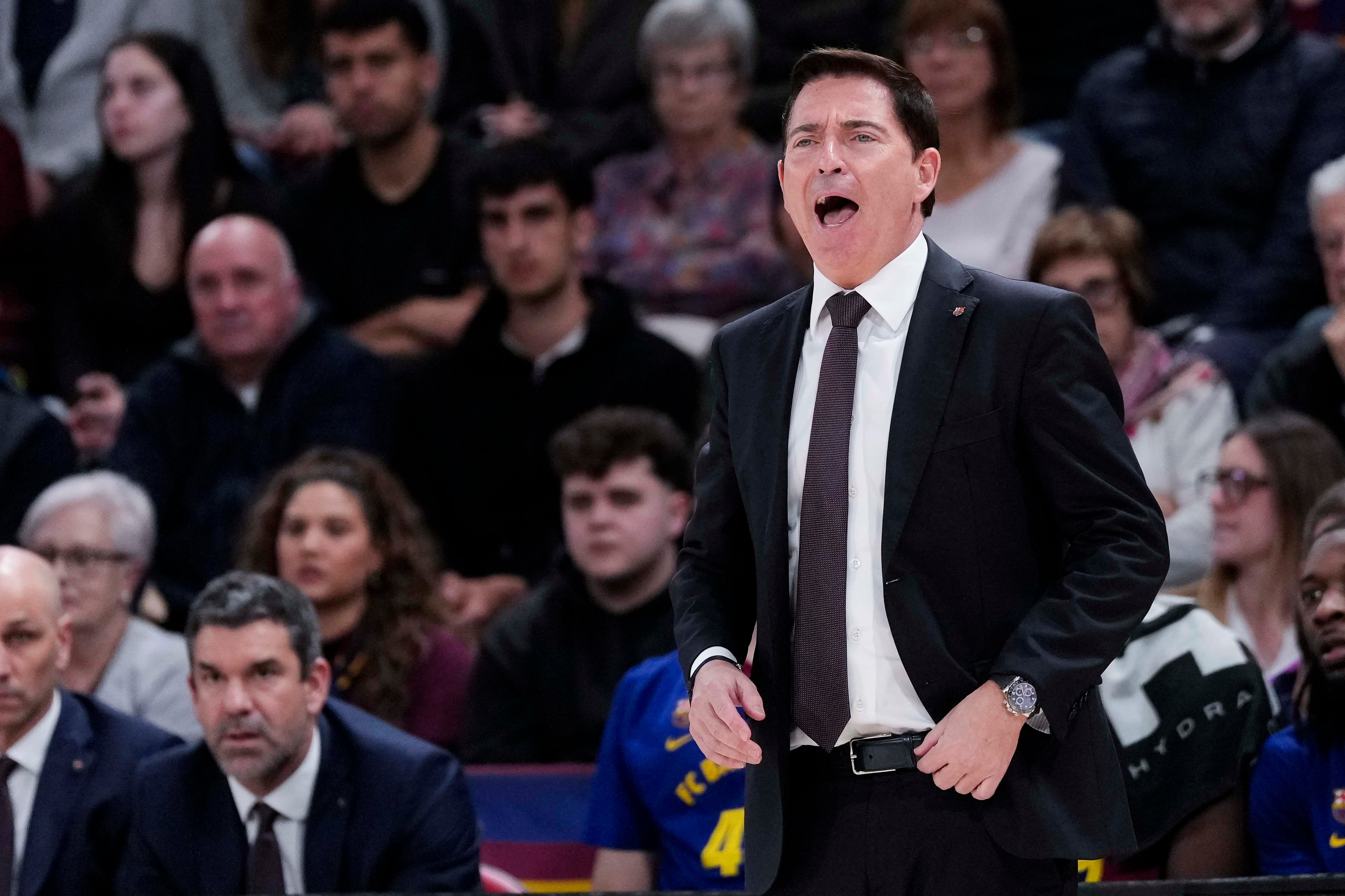 El entrenador del Barça Xavi Pascual durante el partido de la fase regular de EuroLiga de baloncesto entre el Barça y el Anadolu Efes