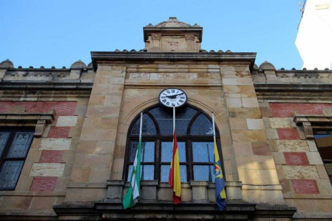 Fachada principal del Ayuntamiento de Algeciras, en una imagen de archivo