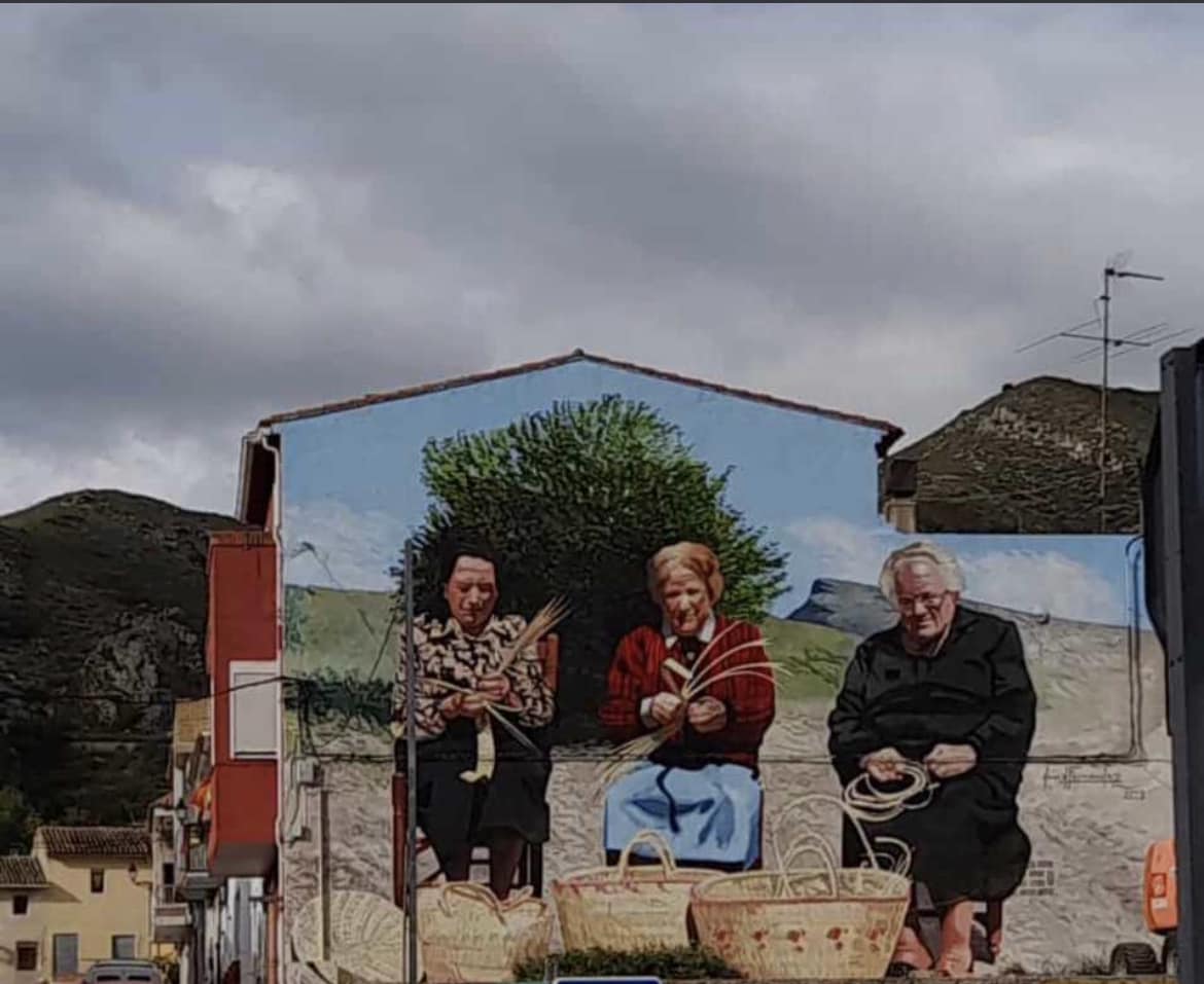 Imatge del mural que han realitzat a Pinet