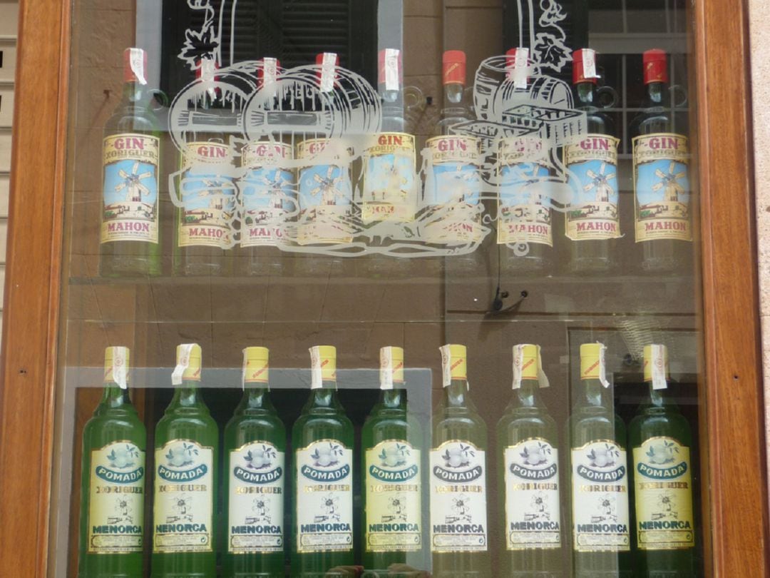 Botellas de &#039;Gin de Mahón&#039;