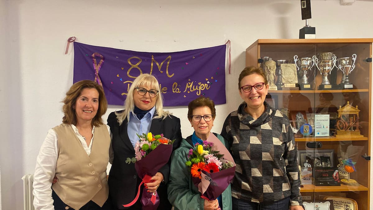 El Centro de Participación Activa de Morón homenajea a Pilar González y Rosario Gamero