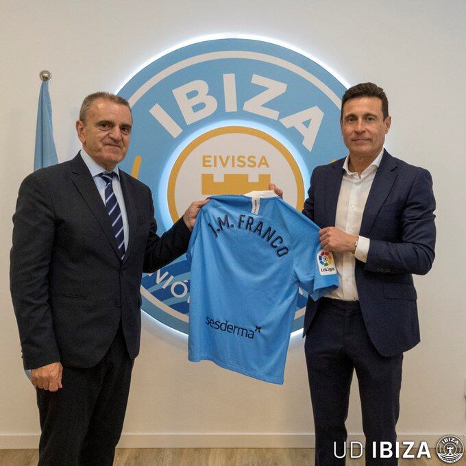 José Manuel Franco , Secretario de Estado para el Deporte y Amadeo Salvo esta semana en las instalaciones de Can Misses