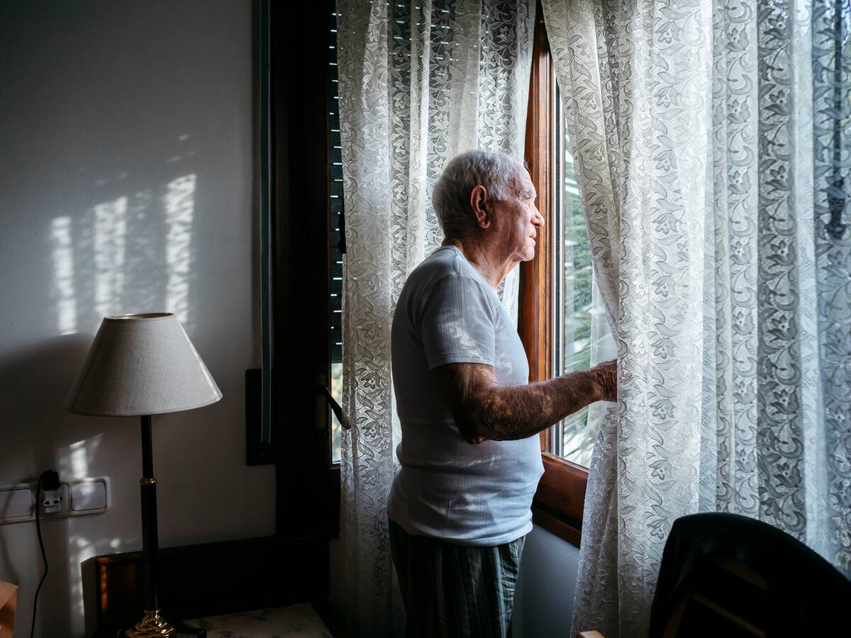 Graduado en historia del arte a sus 81 años tras dedicar su vida a la ingeniería civil