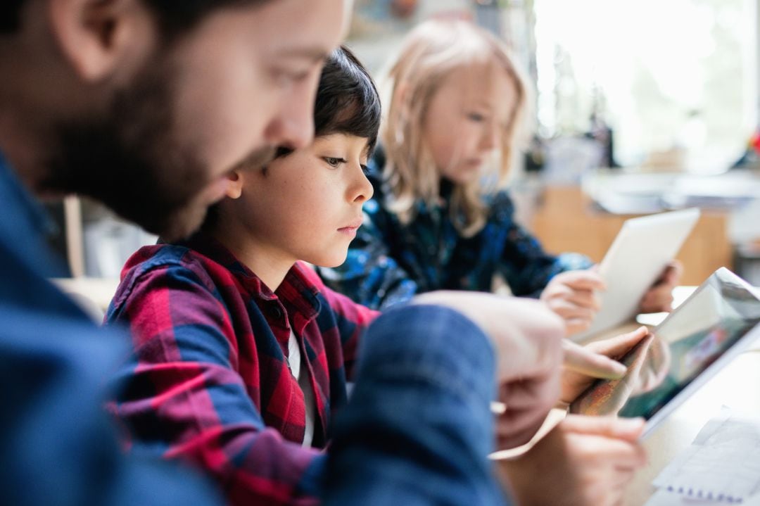 La Comunidad de Madrid deja a miles de profesores interinos sin dar de alta en la Seguridad Social