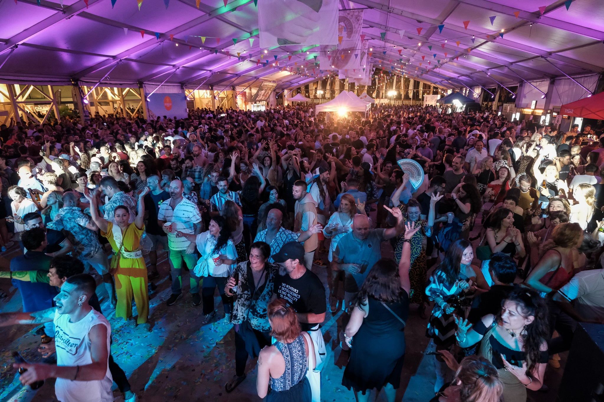 Cerca de 10.000 personas han pasado por la Feria en dos jornadas