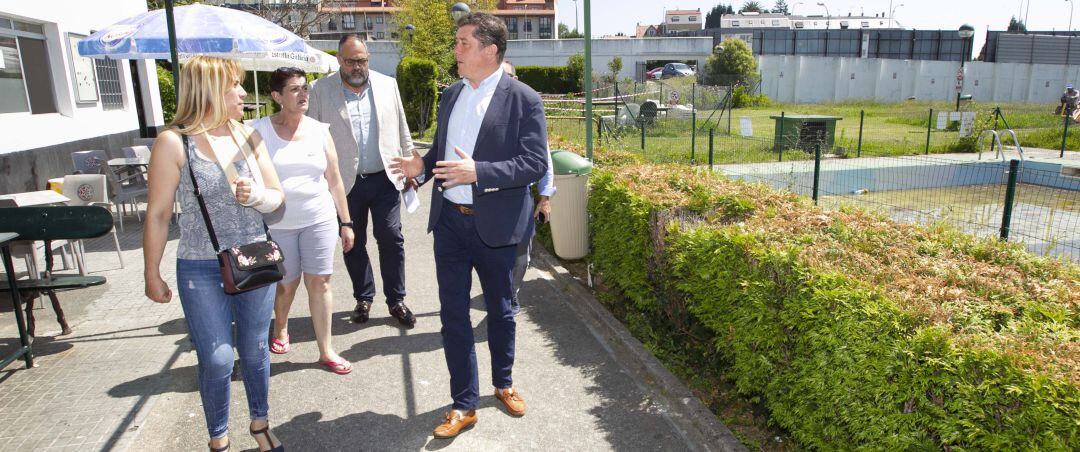 Visita del concejal Juan Ignacio Borrego a las instalaciones de la fábrica de armas