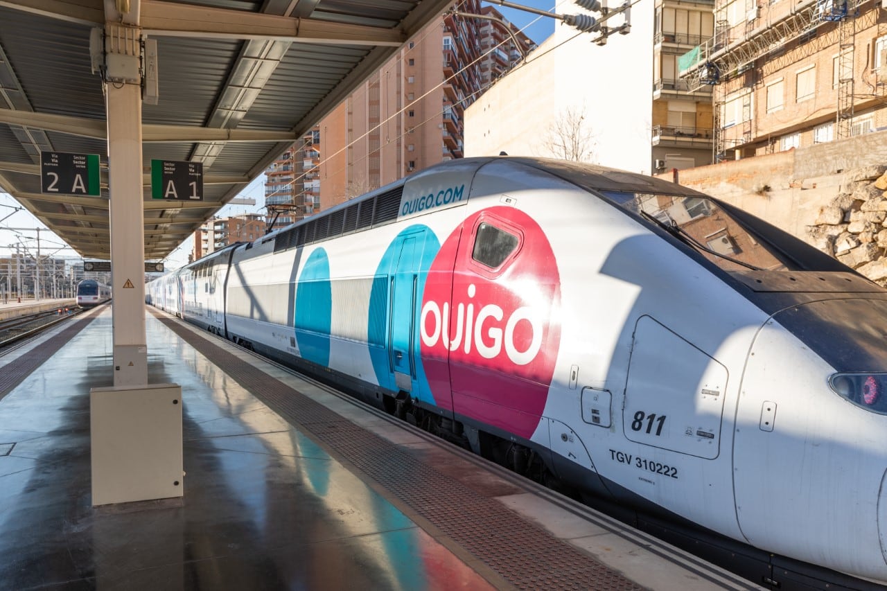 Uno de los trenes de la compañía francesa en la Estación de Alicante