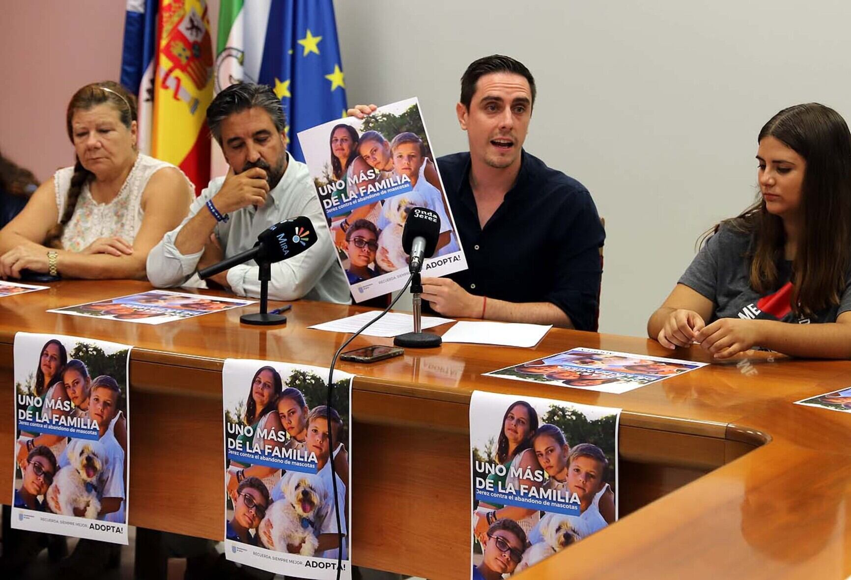 Campaña de adopción animal