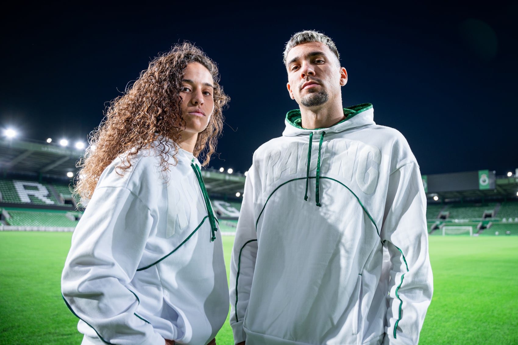 Mariajo y Arana, delanteros de los primeros equipos del Racing.