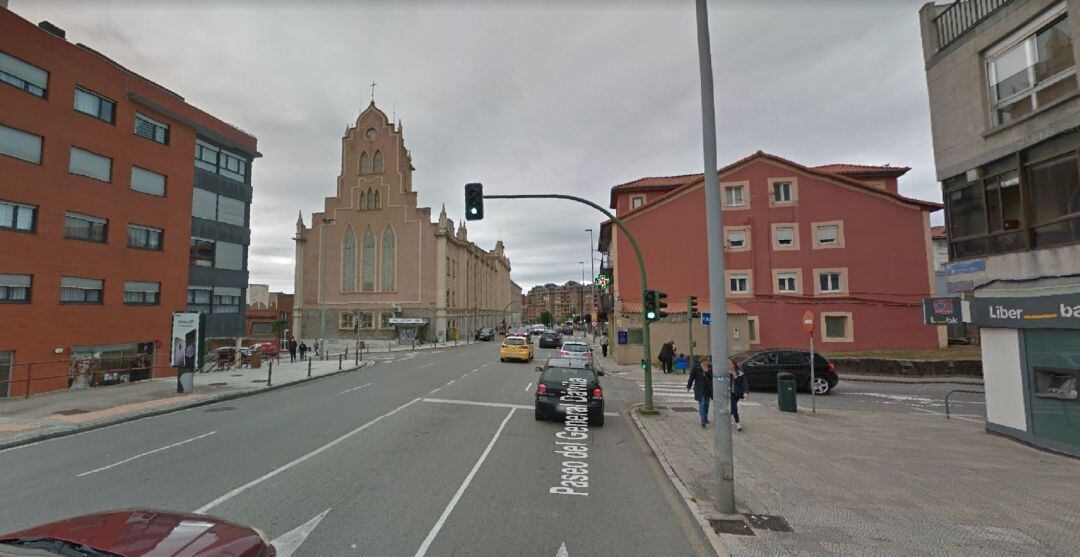 Lugar de la calle General Dávila en el que se produjo el atropello.