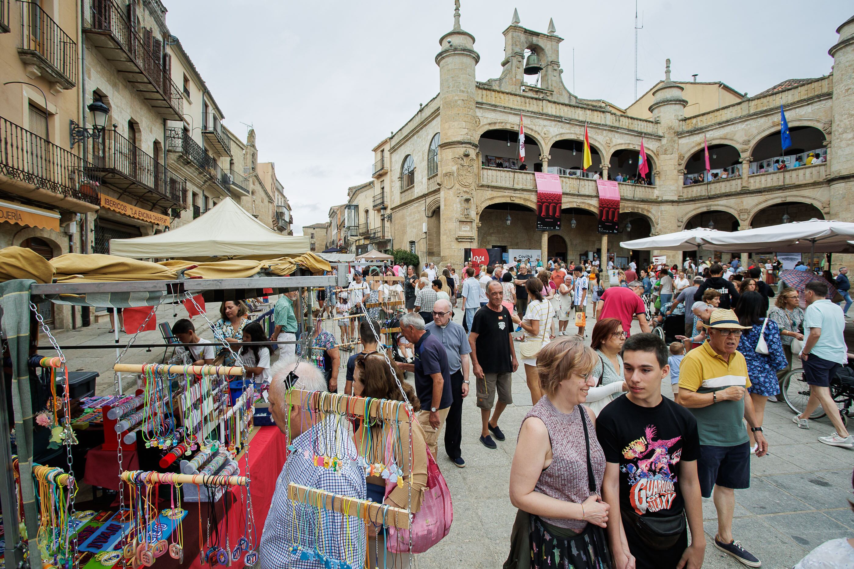 Imagen de archivo. Miles de personas celebran el Martes Mayor en Ciudad Rodrigo, en Salamanca