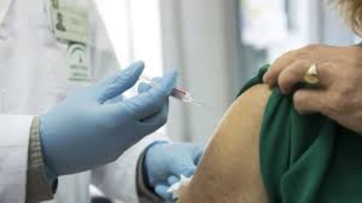 Entrevista sobre la incidencia de la gripe en Elche en Hoy por Hoy Elche